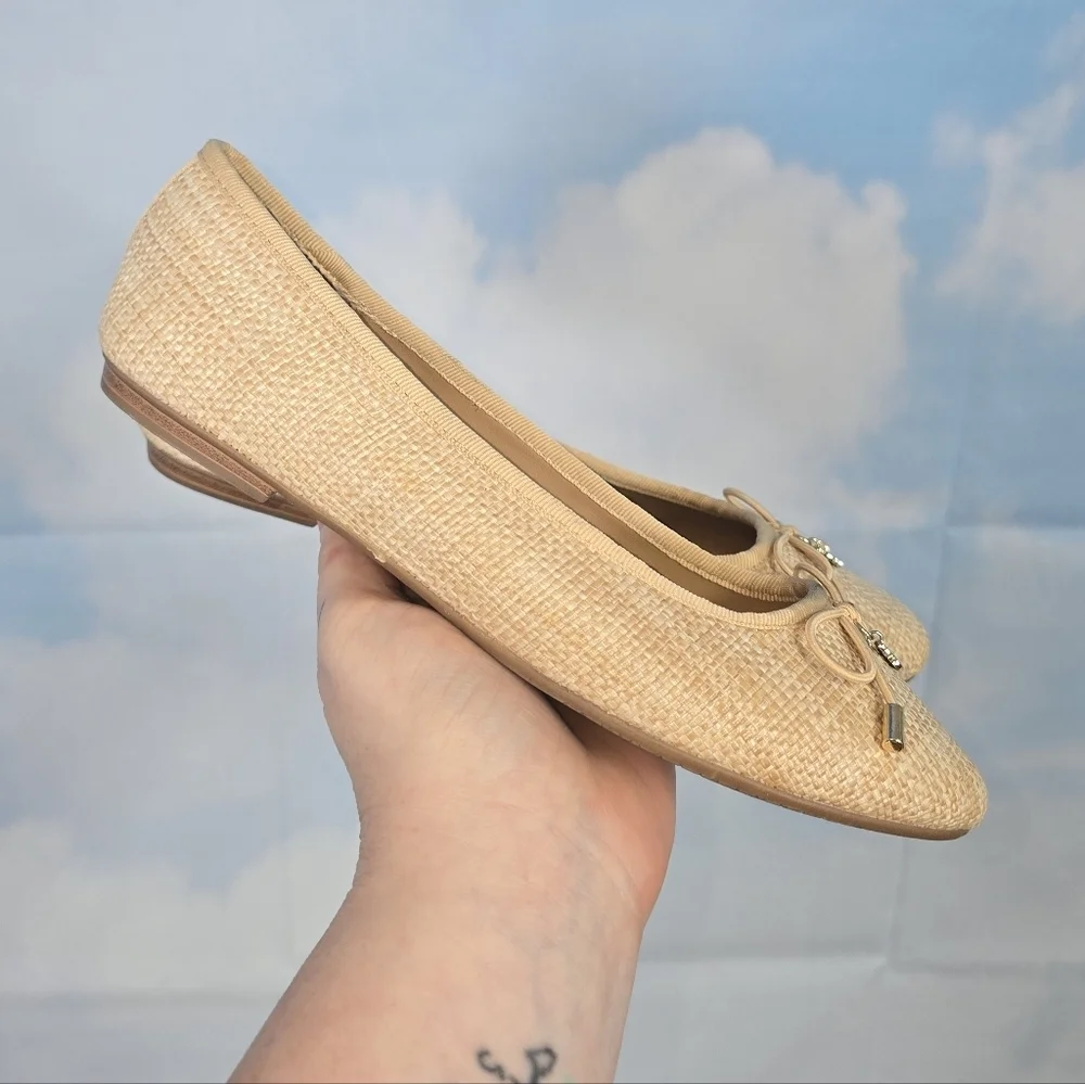 Crown & Ivy Whitney Woven Raffia Bow And Charm Embellished Ballet Flats Size 8